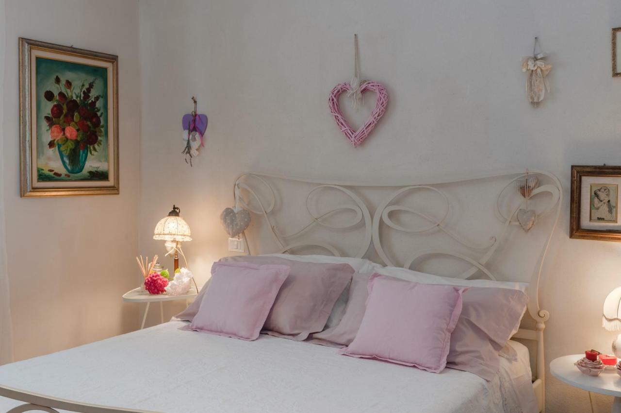 Tre Civette Sul Como Bed and Breakfast Marina di Massa Zewnętrze zdjęcie