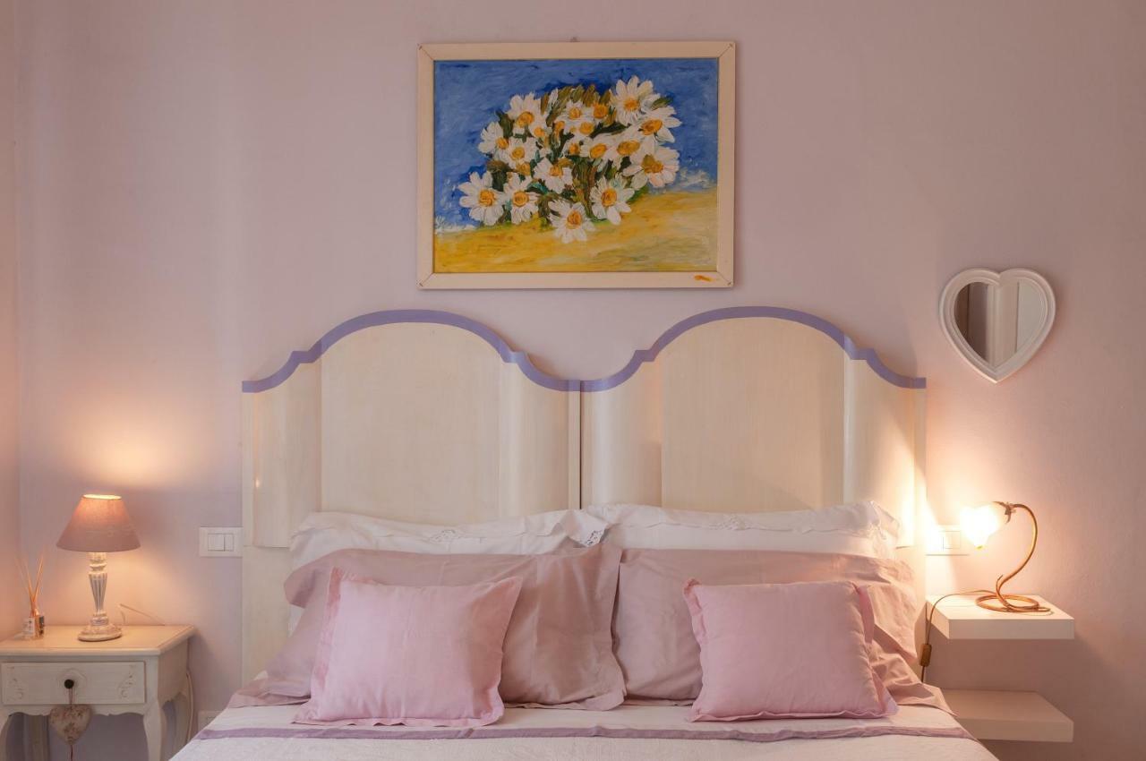 Tre Civette Sul Como Bed and Breakfast Marina di Massa Zewnętrze zdjęcie