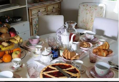 Tre Civette Sul Como Bed and Breakfast Marina di Massa Zewnętrze zdjęcie